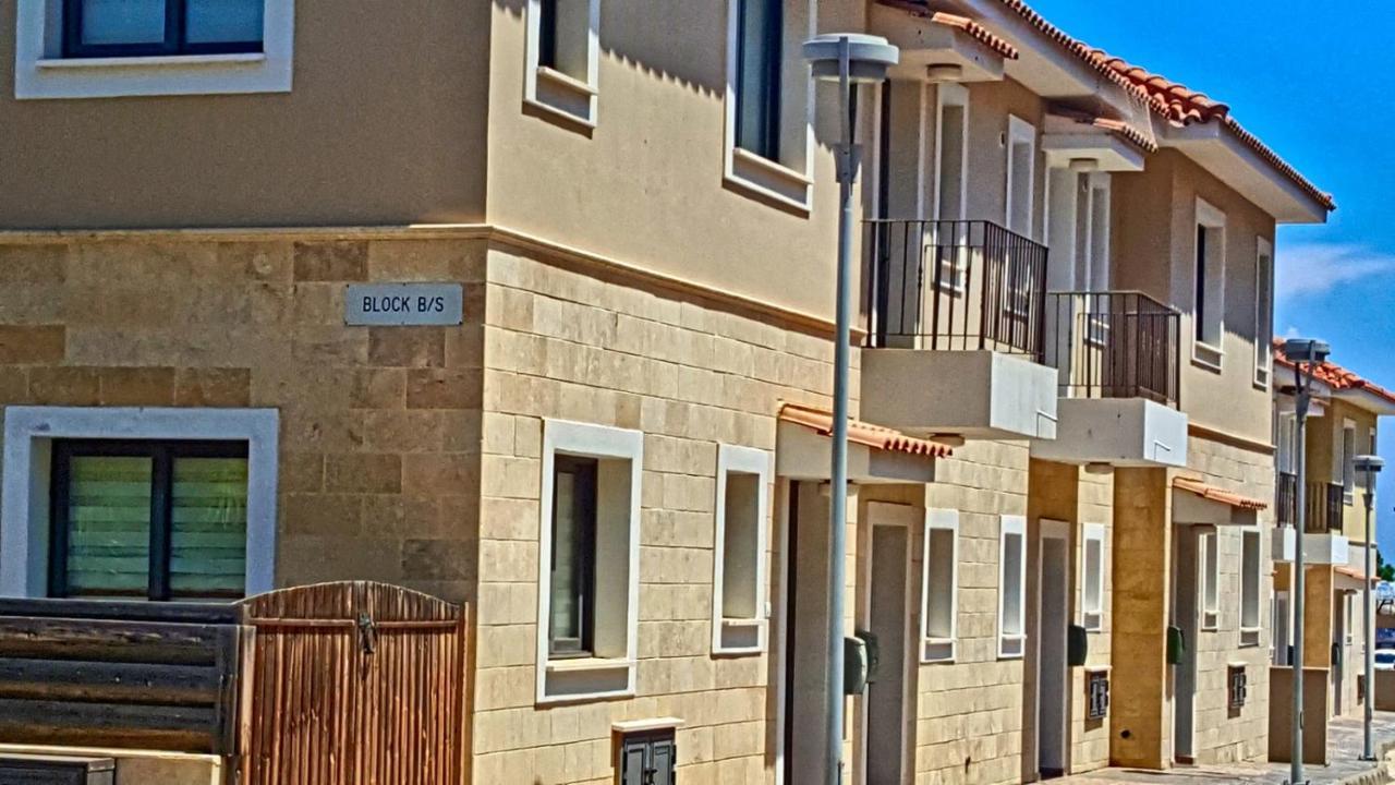 Villa Kapparis Town House Paralimni Exterior foto