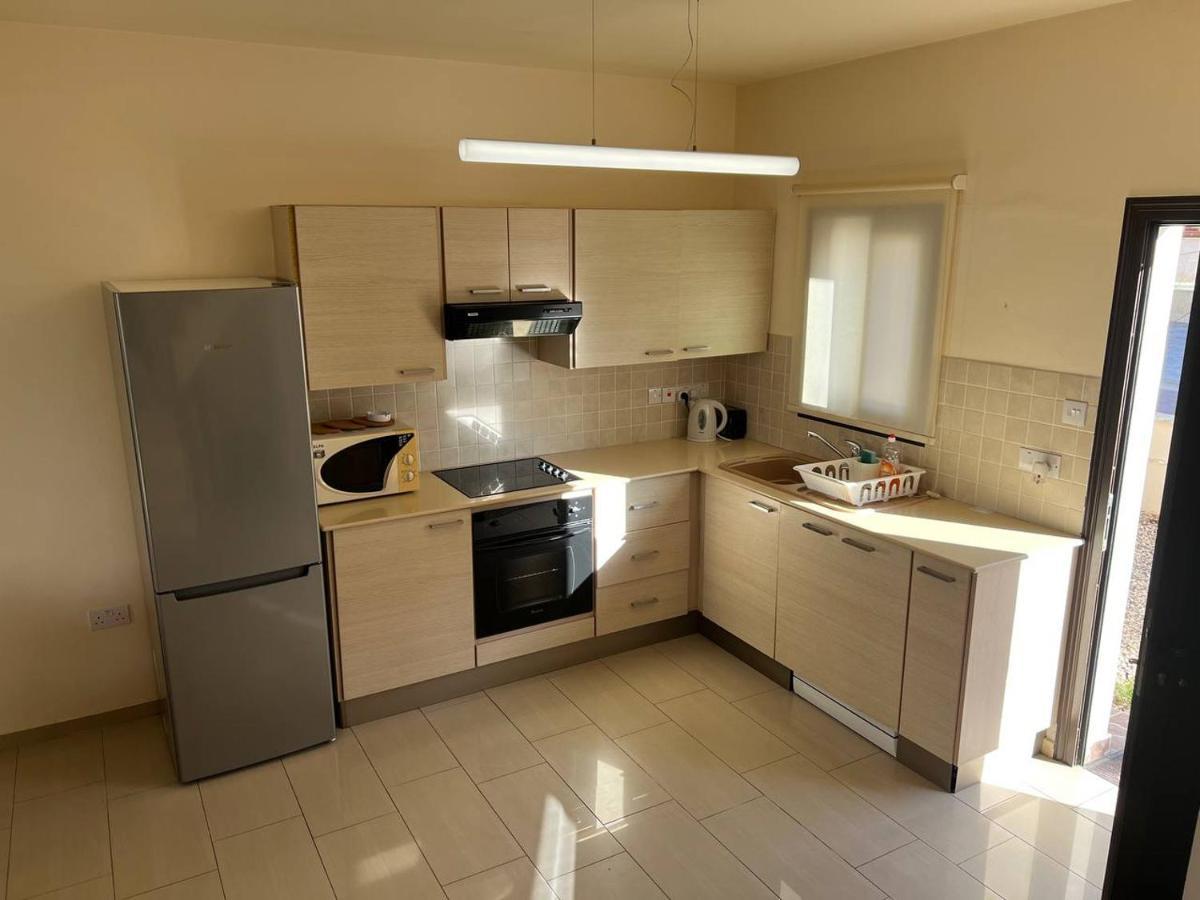 Villa Kapparis Town House Paralimni Exterior foto